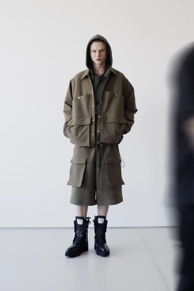 Look 7